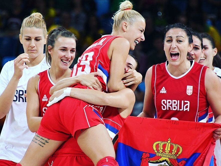 Ünlü basketbolcudan şoke eden itiraf: İlişki için transfer etti 5