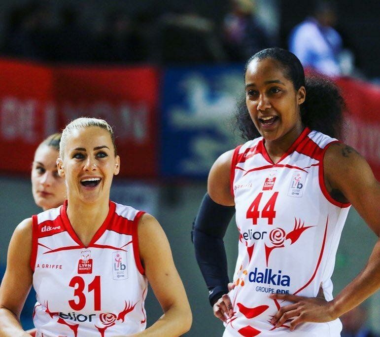 Ünlü basketbolcudan şoke eden itiraf: İlişki için transfer etti 14