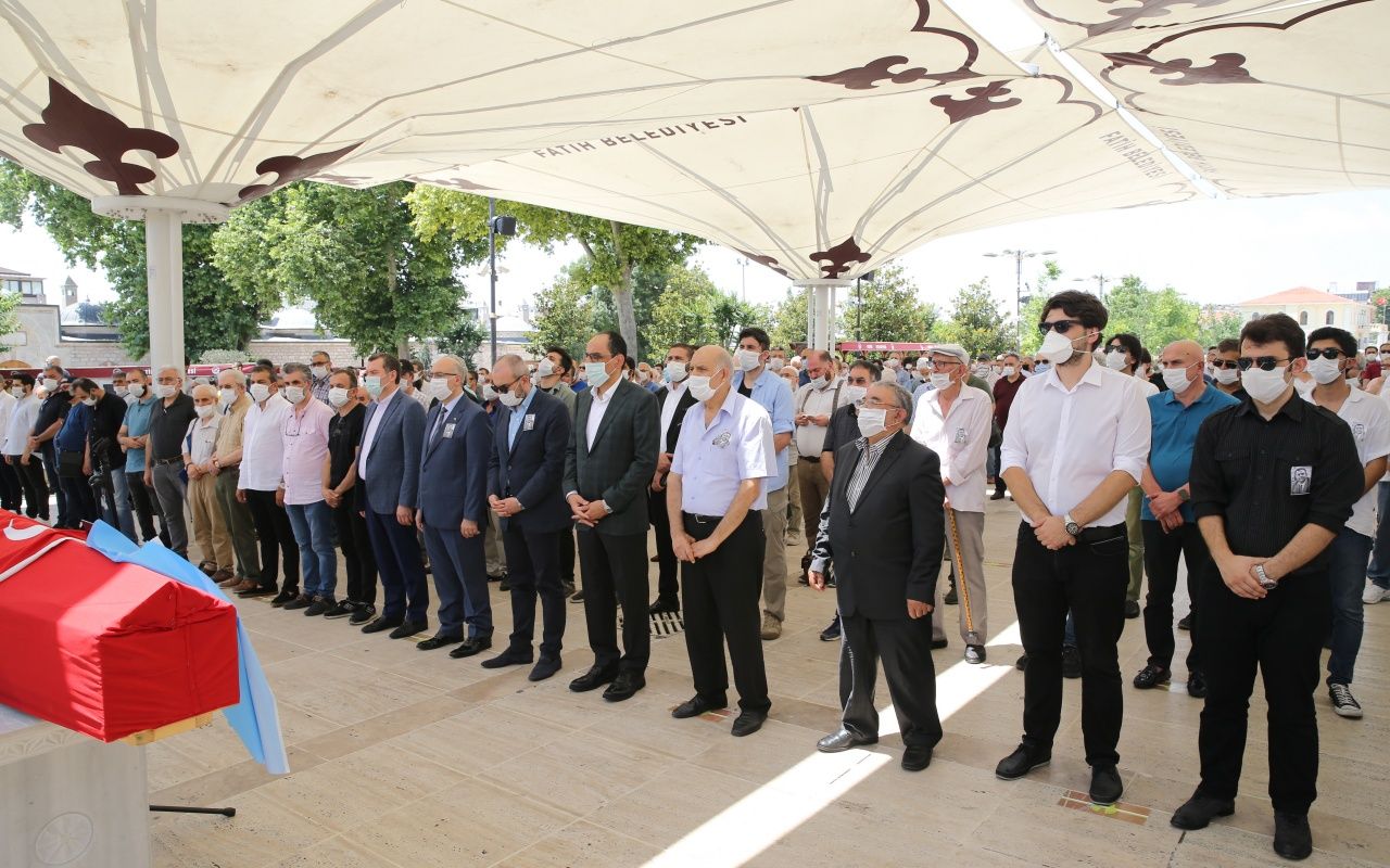 İrfan Çiftçi son yolculuğuna uğurlandı 1