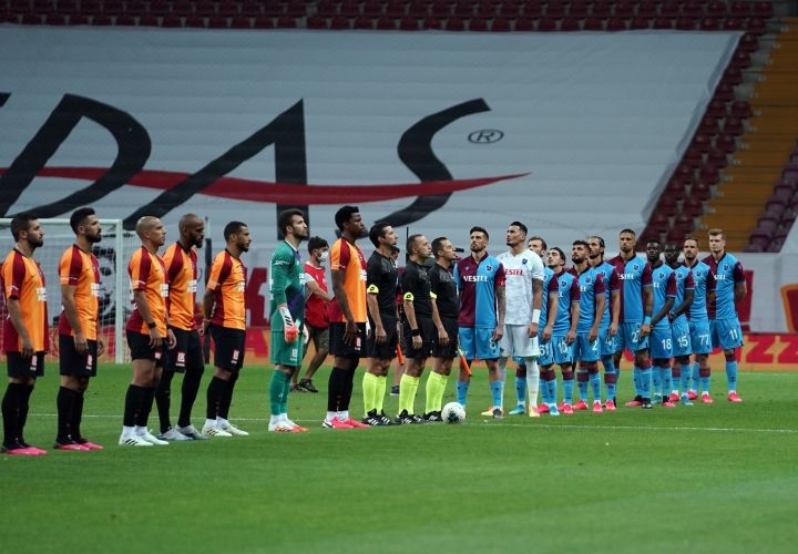 'Bu yıl Türk hakemleri için kara bir yıldır...' 3