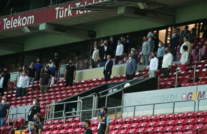 'Bu yıl Türk hakemleri için kara bir yıldır...' 4