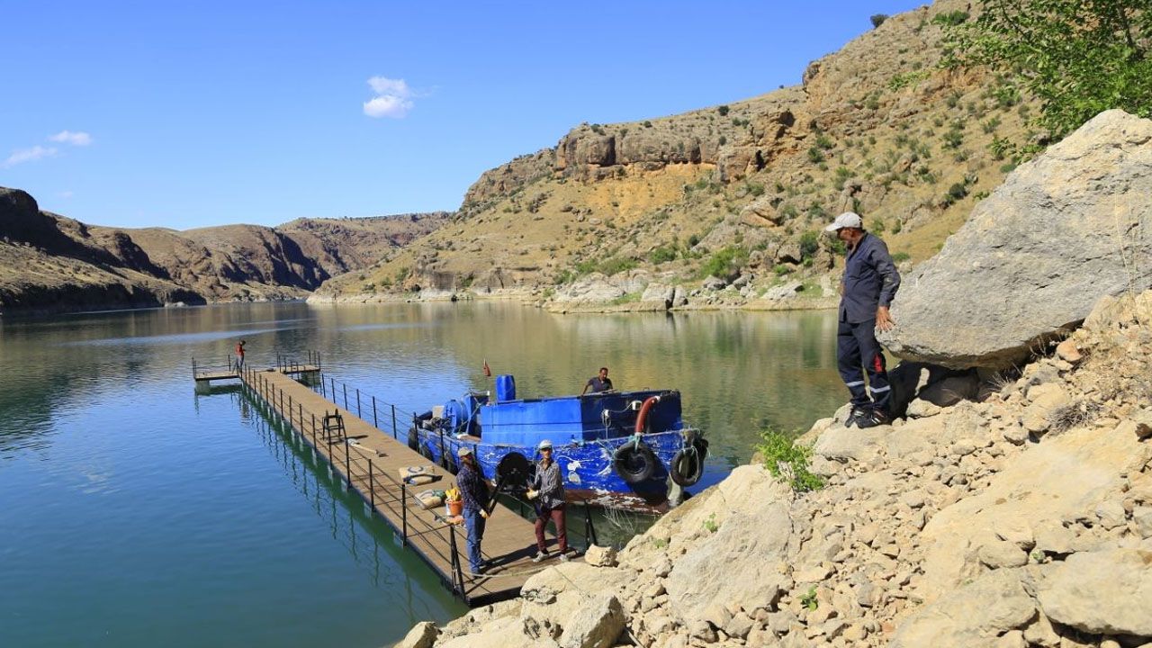 Tarihi kanyonlar için iskeleler çekilerek, kuruldu 8