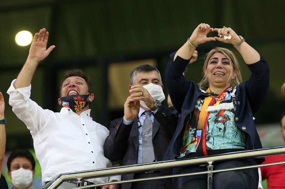 Berna başkanın gözyaşları! 3