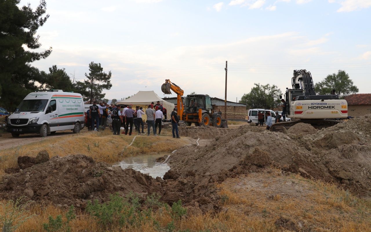 Önce ayakkabısı sonra cesedi parça parça çıkarıldı! 17