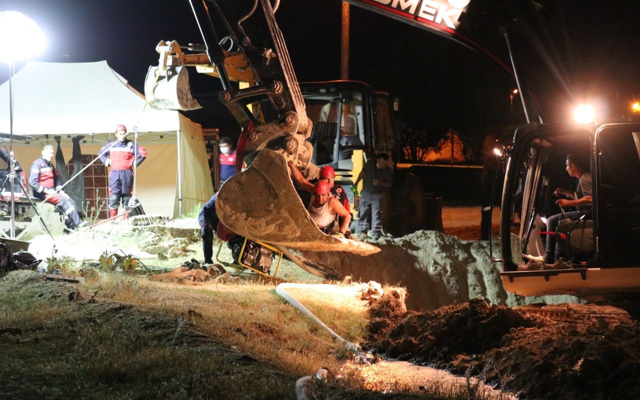 Önce ayakkabısı sonra cesedi parça parça çıkarıldı! 4