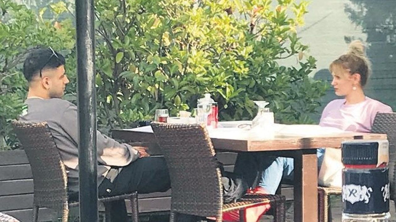 Farah Zeynep Abdullah ve Reynmen aşkı belgelendi! 1