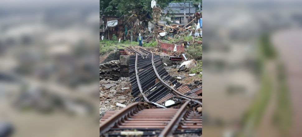 Japonya'da felaketin bilançosu ağırlaşıyor: Ölenlerin sayısı 63'e yükseldi 11