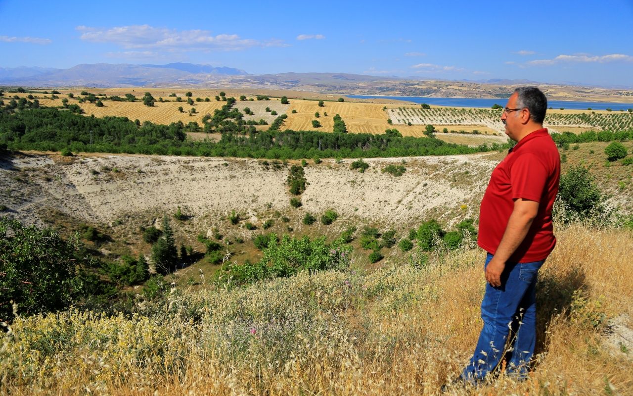 Elazığ'daki bu çukur gizemini koruyor 6