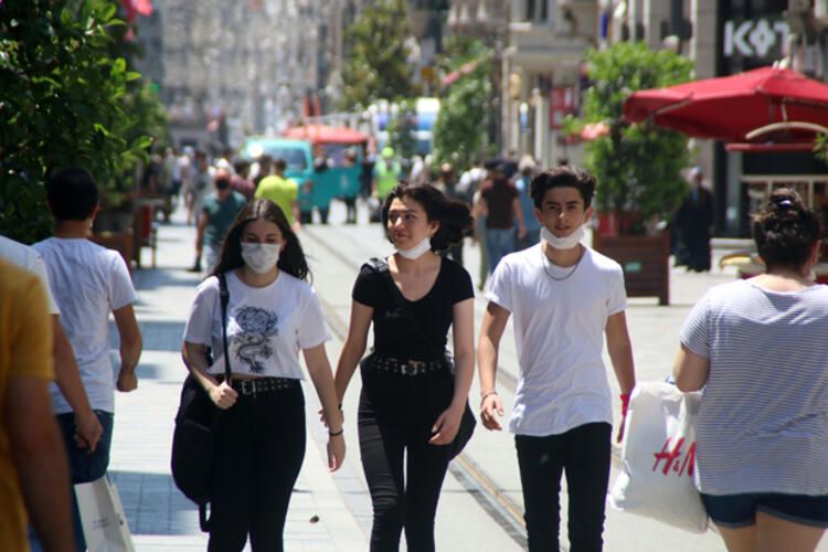 Bilim Kurulu üyesi 'Yanılgıya düştük' dedi 14