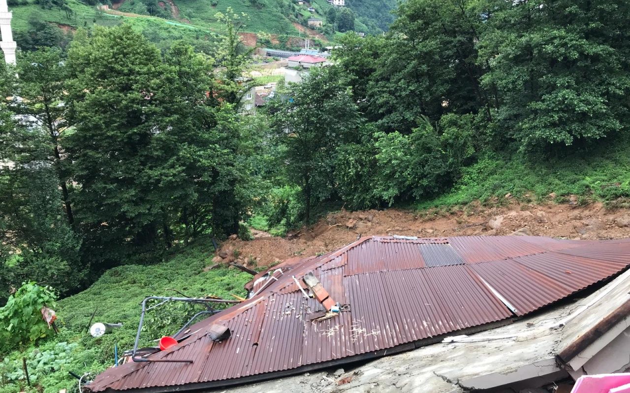 Sel ve heyelanın bilançosu ağır 30