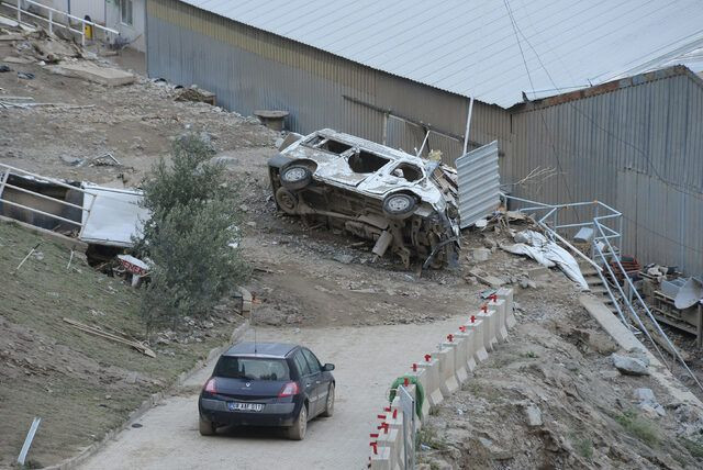 Artvin’de hasar tespit çalışmaları devam ediyor 4