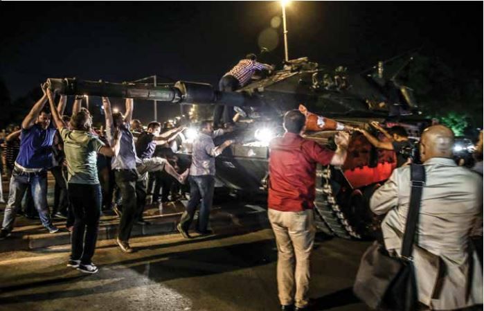 15 Temmuz'da 22 saatte dünyaya demokrasi dersi verdik 6
