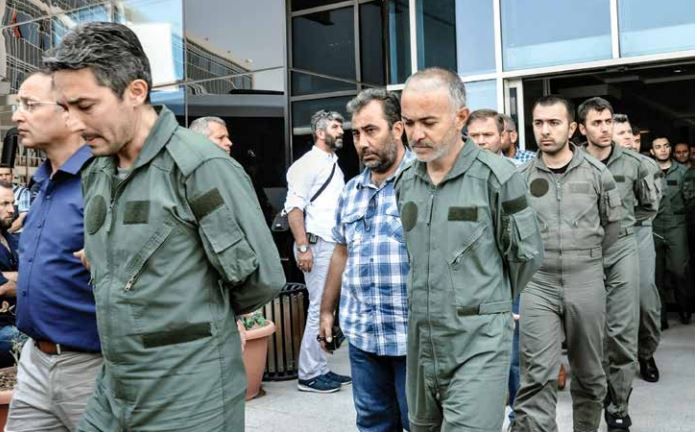 15 Temmuz'da 22 saatte dünyaya demokrasi dersi verdik 10