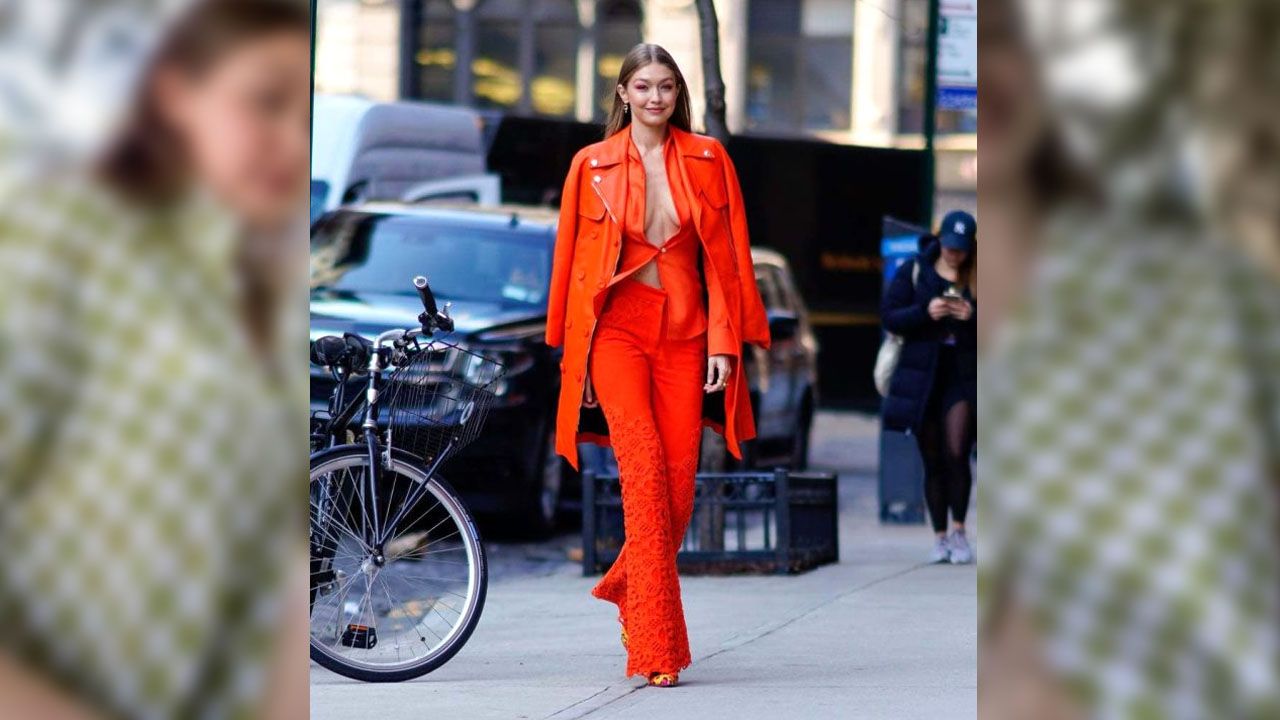 Güzel model Gigi Hadid canlı yayında karnını gösterdi! 11