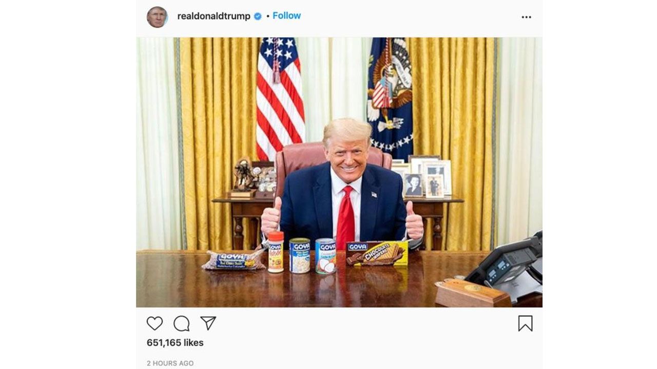 Donald Trump ve kızı Ivanka Trump sosyal medyada alay konusu oldu 6