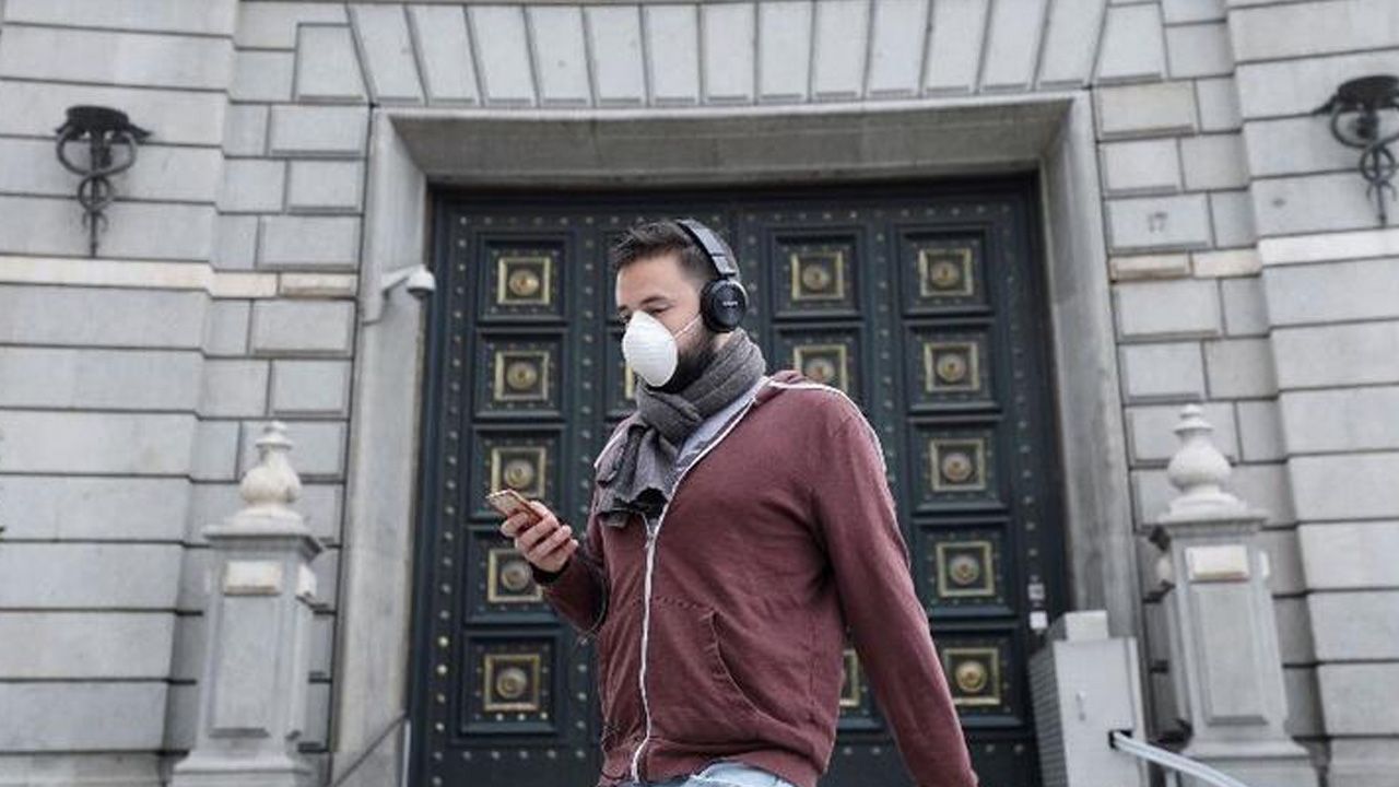 Turist cenneti Barcelona karantinaya alındı! 3