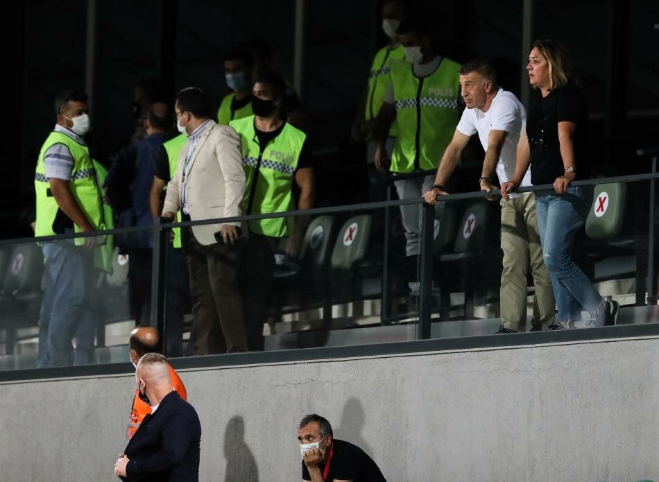 'UEFA, bize agresif davrandı' 15