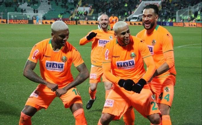 Beşiktaş'ın 'savunma' operasyonu 5