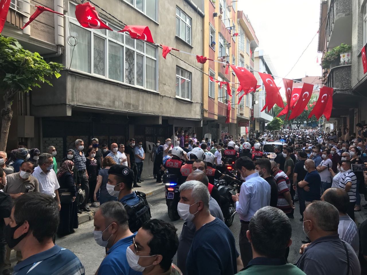 Bağcılar şehidini yalnız bırakmadı 4