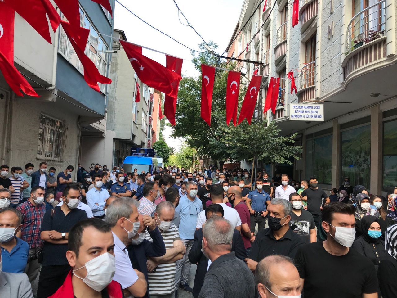 Bağcılar şehidini yalnız bırakmadı 2