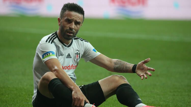 Hasan Ali ve Gökhan kavganın eşiğine geldiler 3