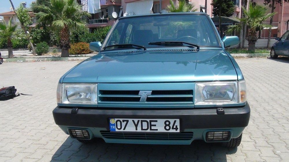 50 bin liraya aldığı 26 yıllık otomobile gözü gibi bakıyor 4