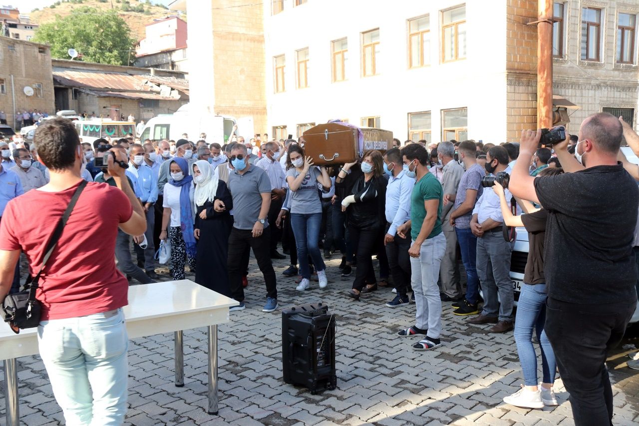 Pınar Gültekin toprağa verildi 9