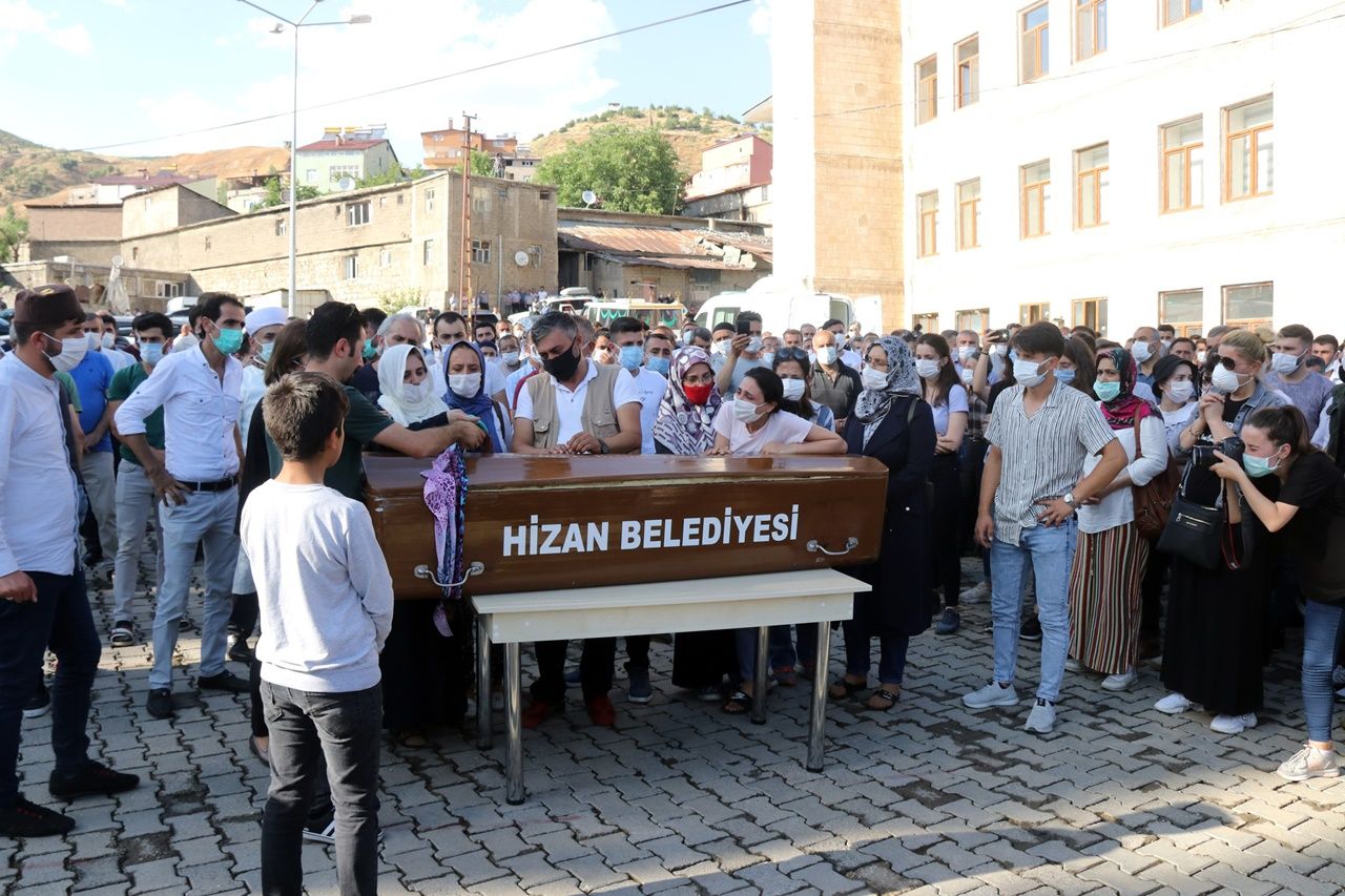 Pınar Gültekin toprağa verildi 13