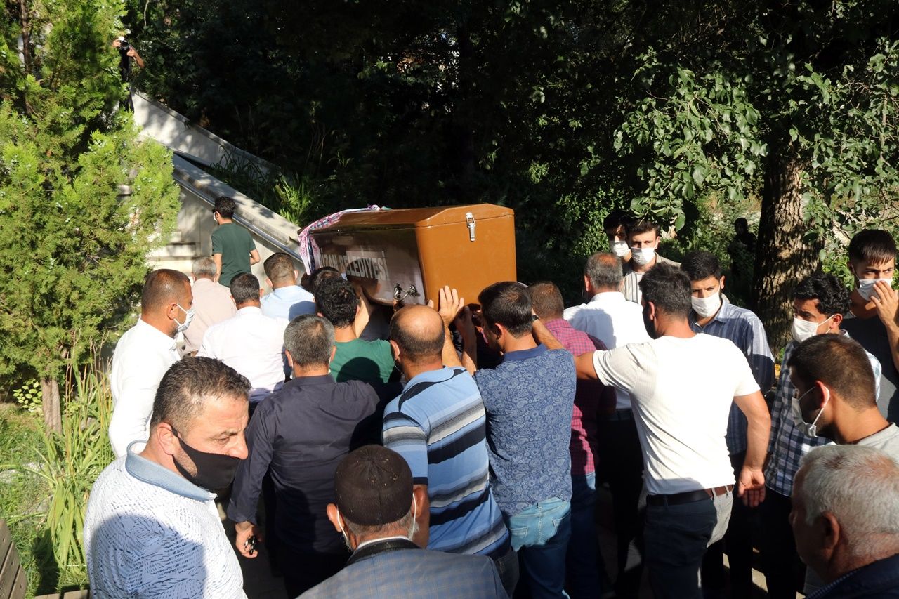 Pınar Gültekin toprağa verildi 15