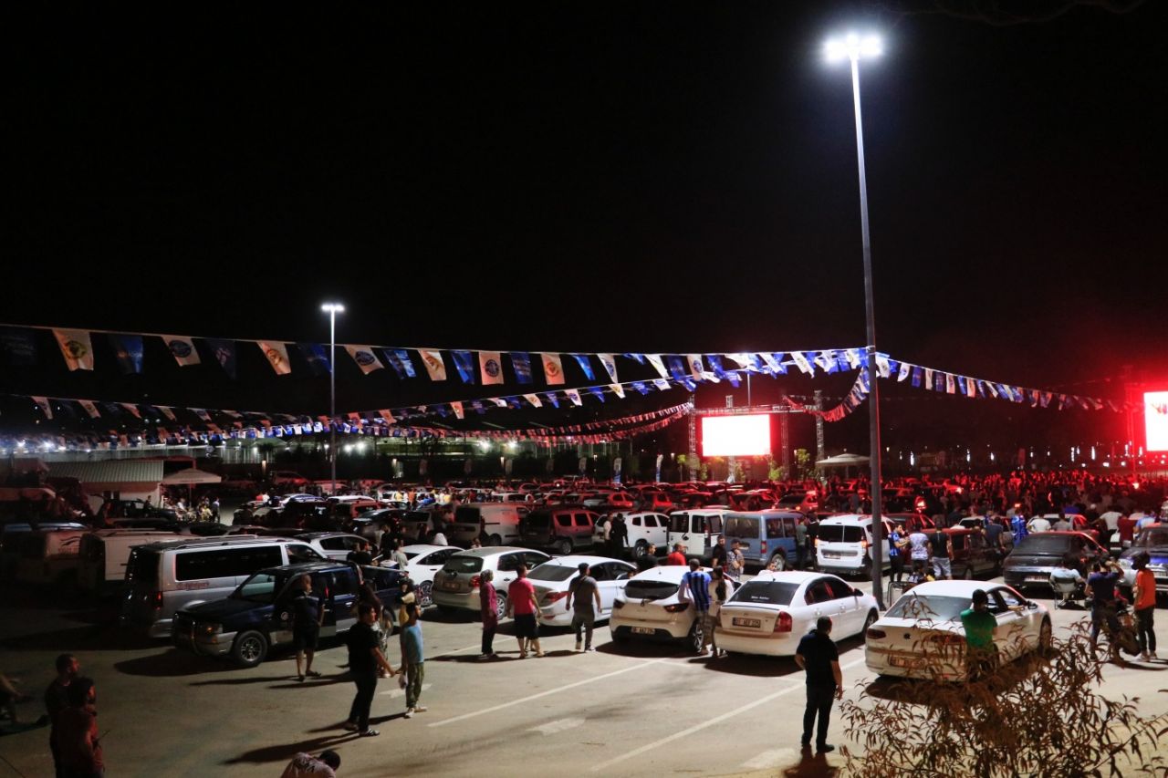 Adana ve Bursa'dan korkutan görüntü... 1
