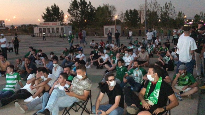 Adana ve Bursa'dan korkutan görüntü... 11