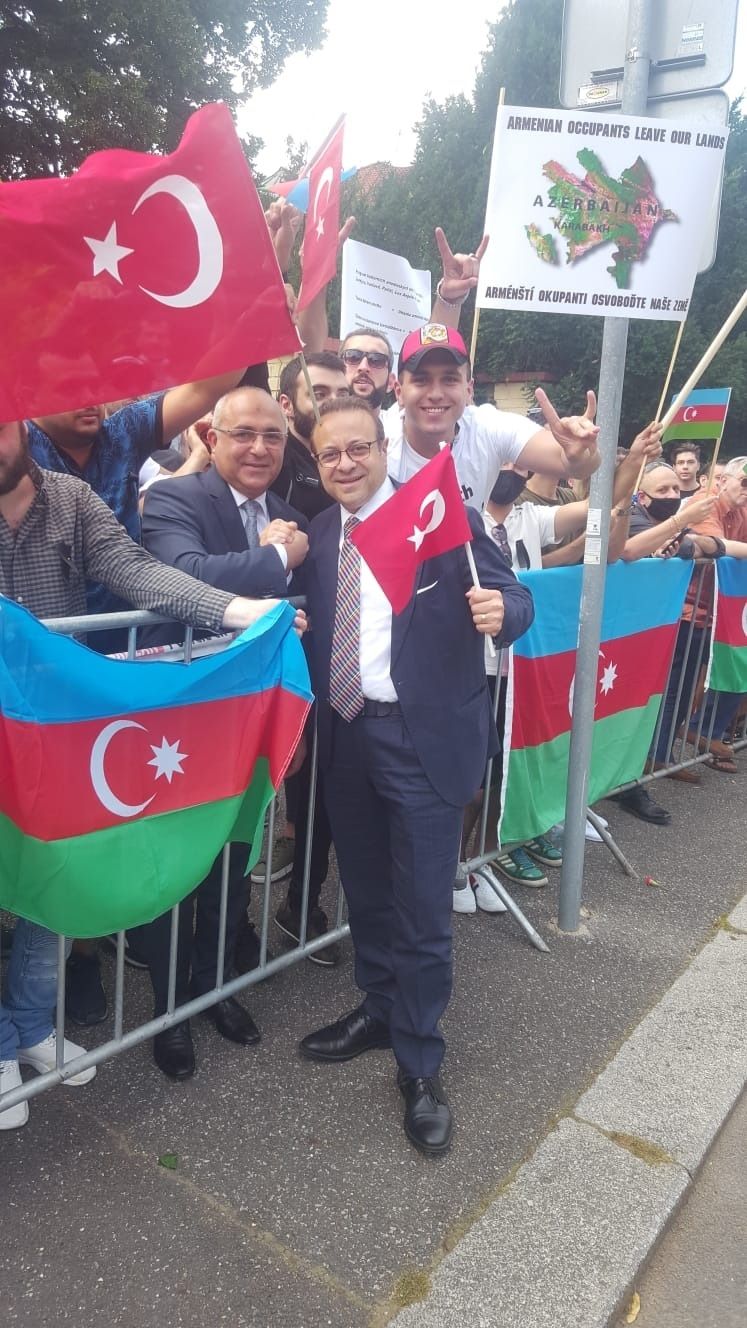 Prag'da Ermenistan protestosu 3