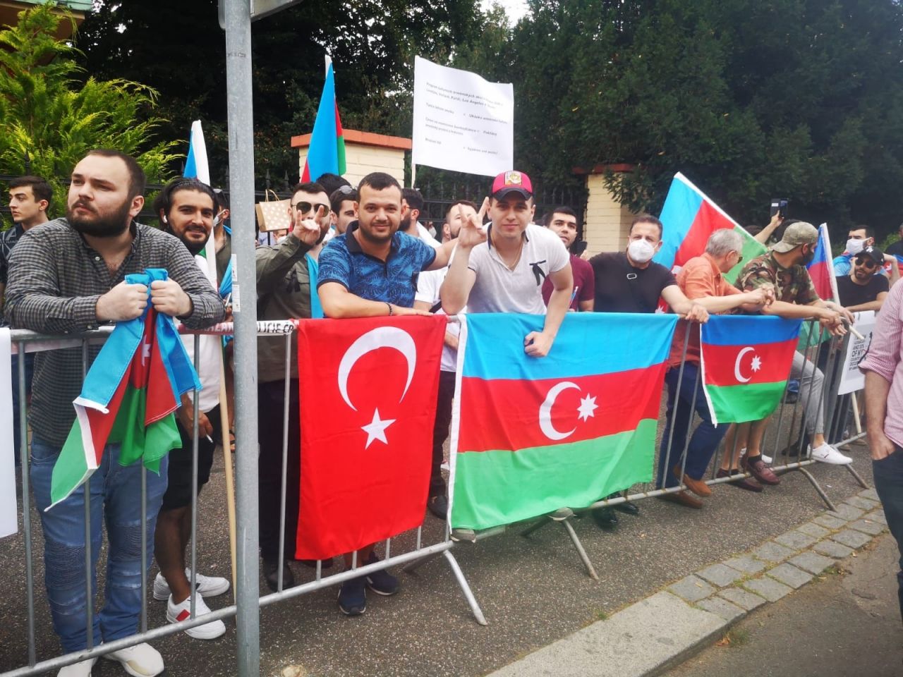Prag'da Ermenistan protestosu 1