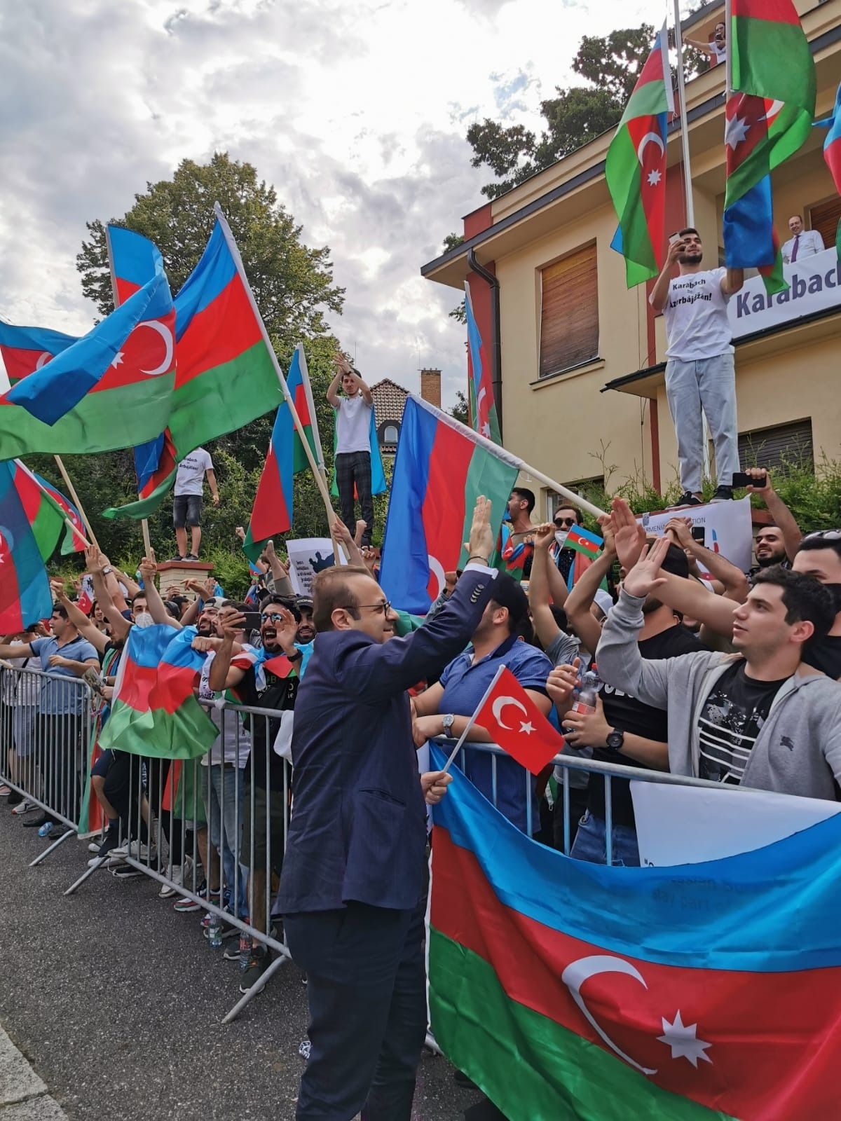 Prag'da Ermenistan protestosu 5