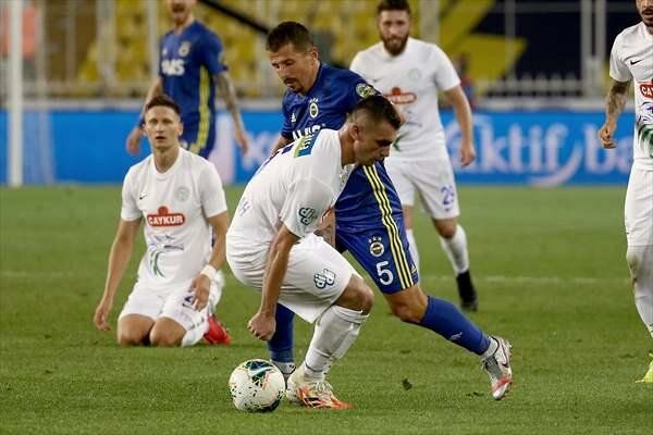 Emre Belözoğlu: İnsanım ve hata yaptım... 3