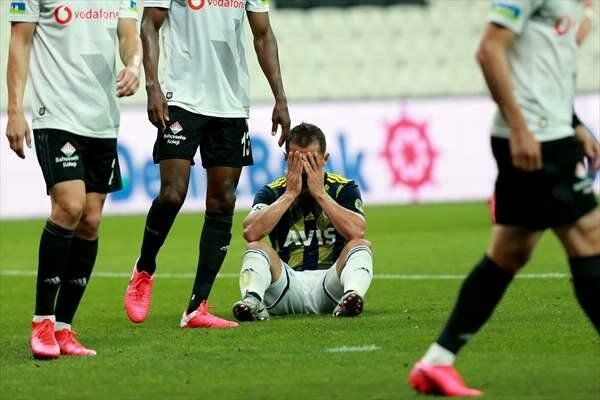 Emre Belözoğlu: İnsanım ve hata yaptım... 5