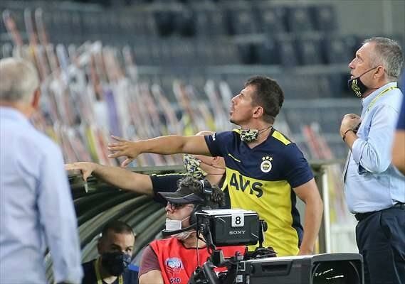 Emre Belözoğlu: İnsanım ve hata yaptım... 4