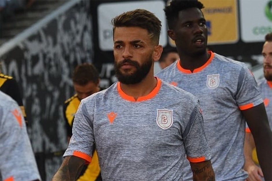 Rıdvan Dilmen seçti! İşte sezonun 11'i 2