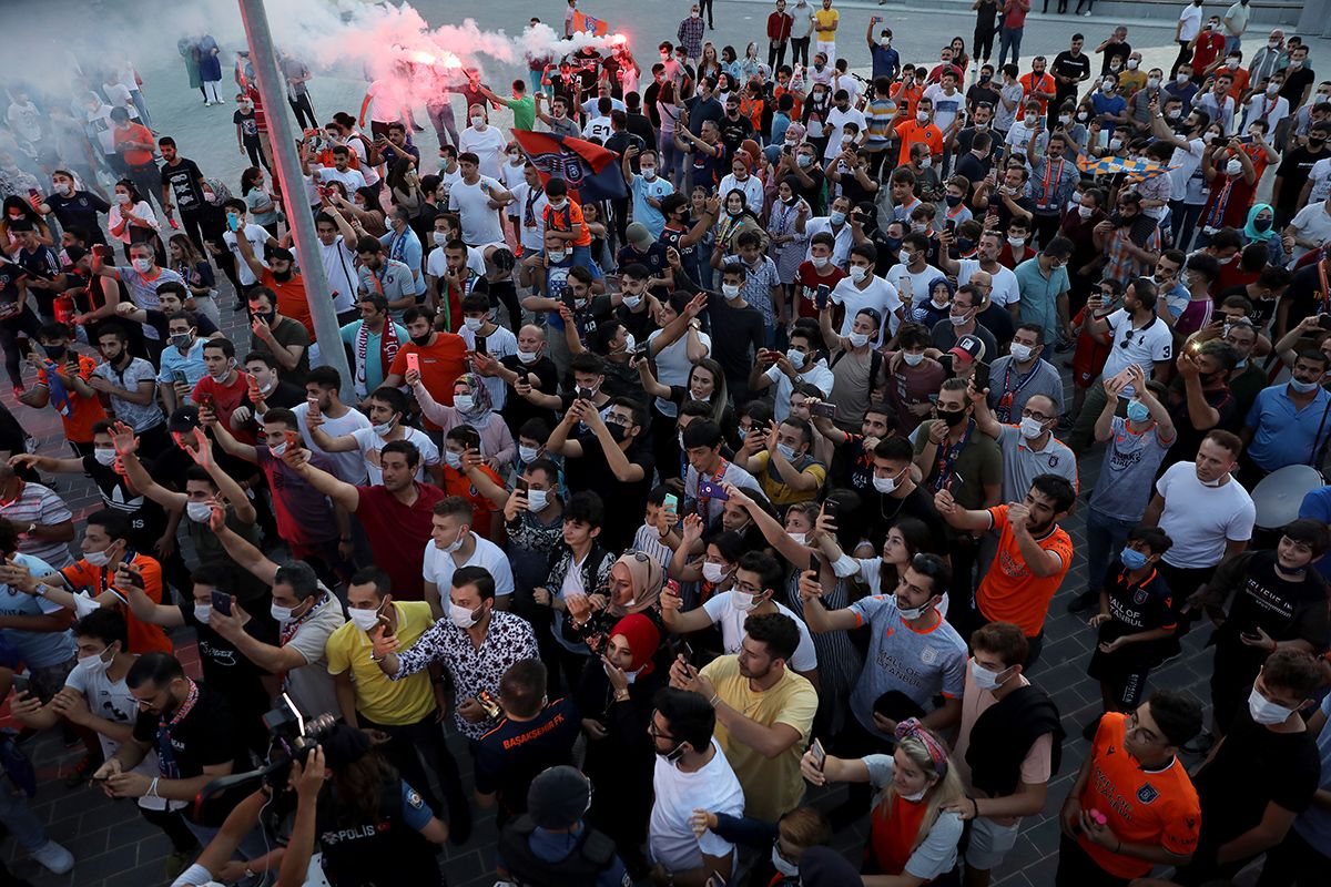 Şampiyon kupasına kavuştu 12