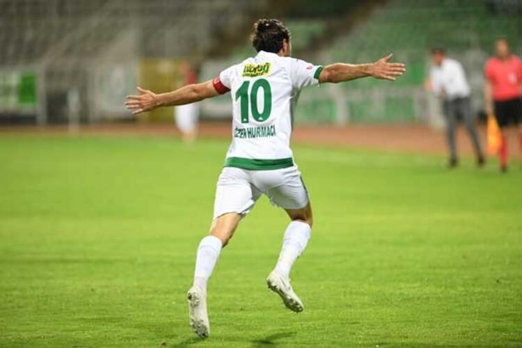 Bursaspor'da Özer Hurmacı krizi! "Bize ihanet etti" 17