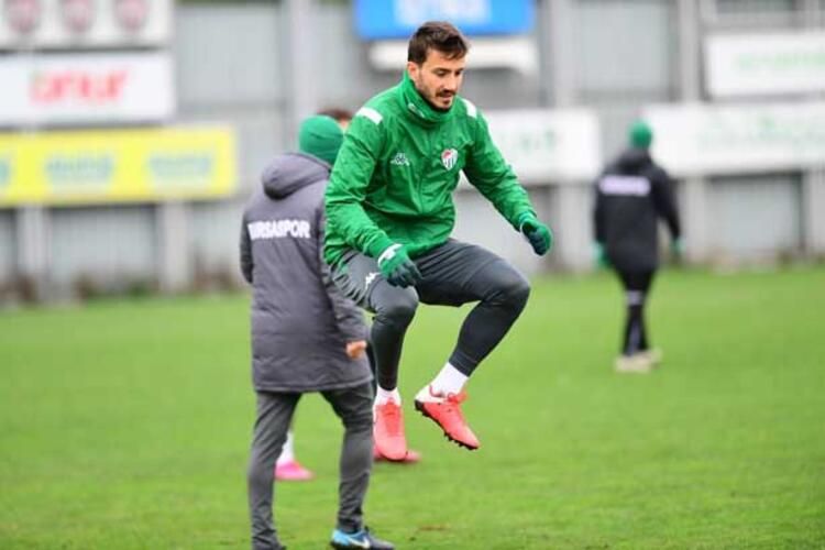 Bursaspor'da Özer Hurmacı krizi! "Bize ihanet etti" 8