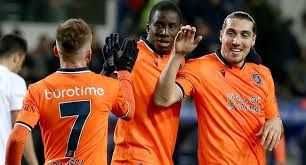 Demba Ba: Planlarım arasında Ayasofya’da namaz kılmak var 9