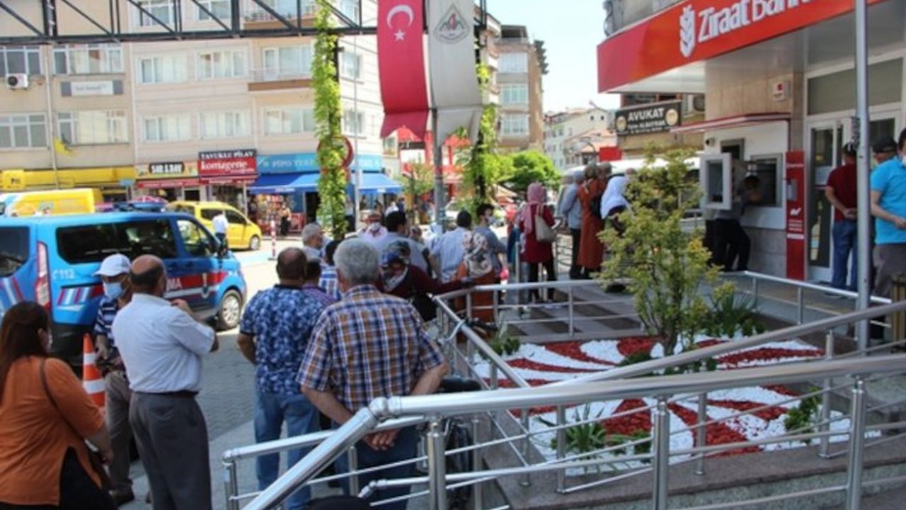 Devrek en fazla koronavirüs hastasının olduğu ilçe oldu! 1 yaşında bebek bile var... 2