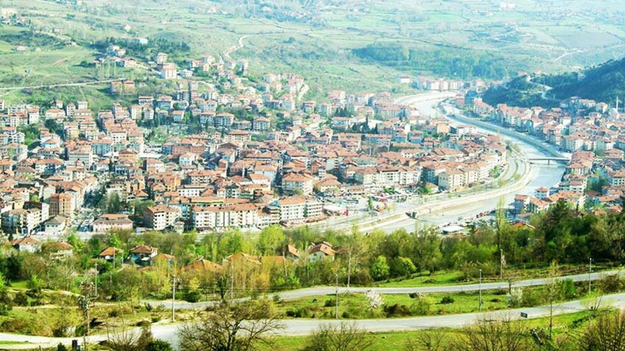 Devrek en fazla koronavirüs hastasının olduğu ilçe oldu! 1 yaşında bebek bile var... 4