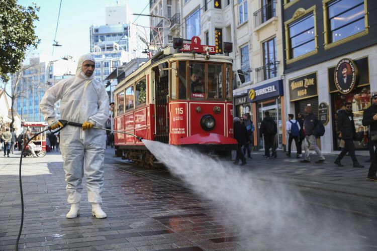 ‘Dipten gelen dalga’ uyarısı 13