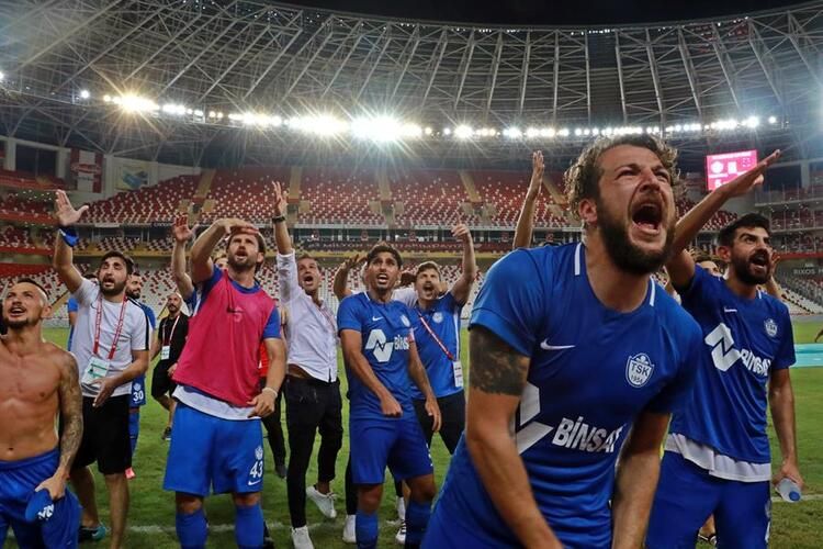 Batuhan Karadeniz yeniden doğdu 5