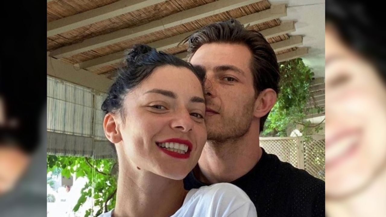 Merve Boluğur’dan yatak pozu 3