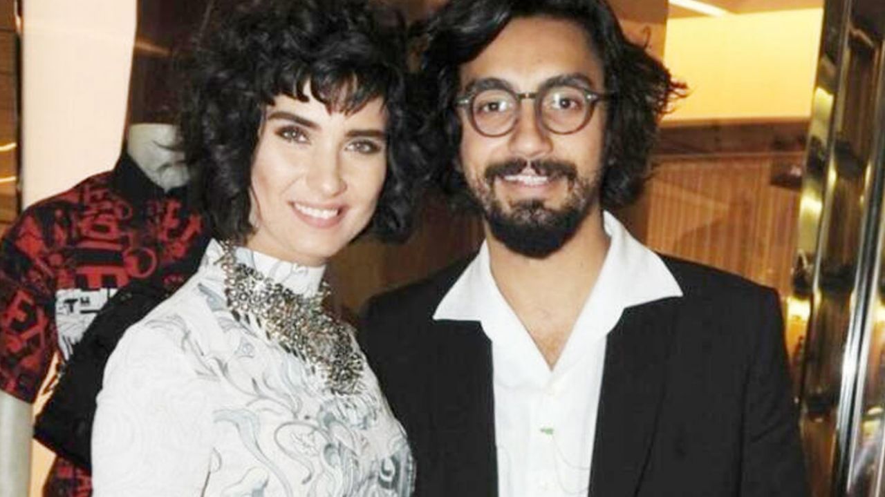Tuba Büyüküstün'den 'ayrılık' açıklaması 1