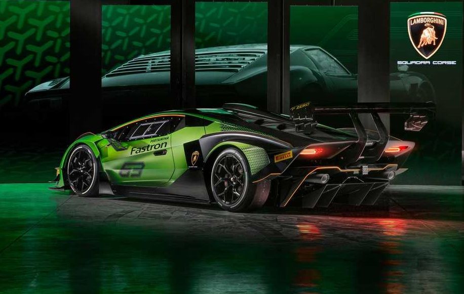 Lamborghini yeni canavarını tanıttı 10