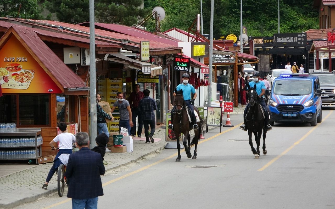 Atlı jandarmalar Uzungöl'de göreve başladı 1